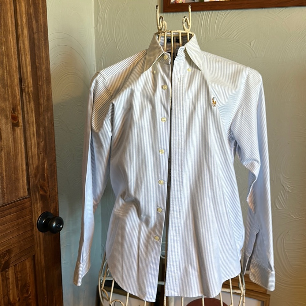 Light blue stripe